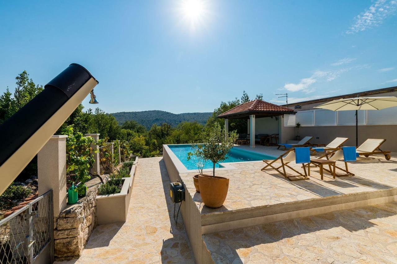 Villa Doli - Lovely Holiday Home With Private Pool Екстериор снимка