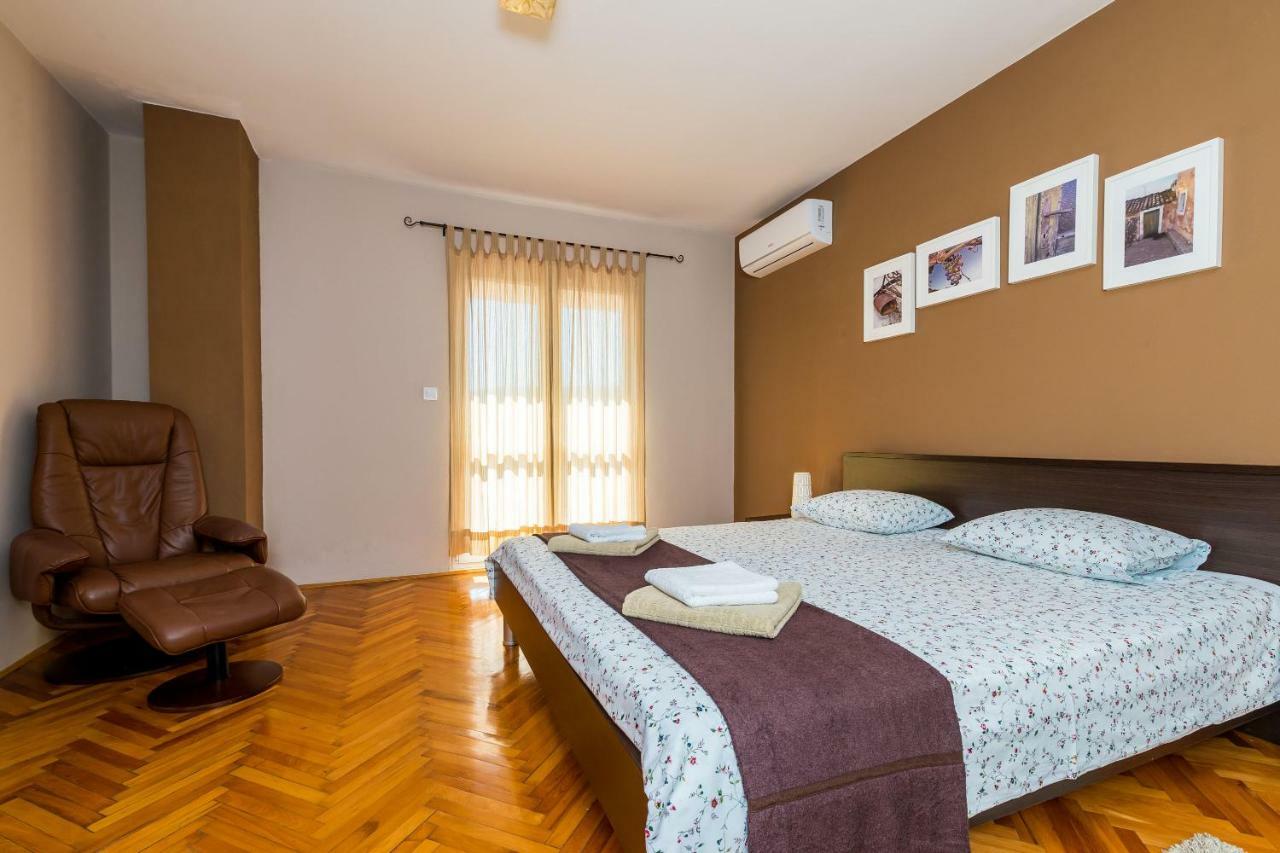 Villa Doli - Lovely Holiday Home With Private Pool Екстериор снимка