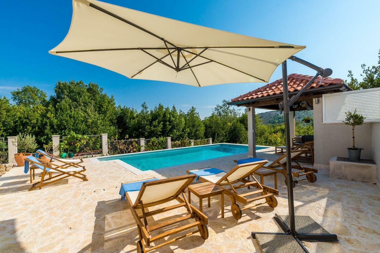 Villa Doli - Lovely Holiday Home With Private Pool Екстериор снимка