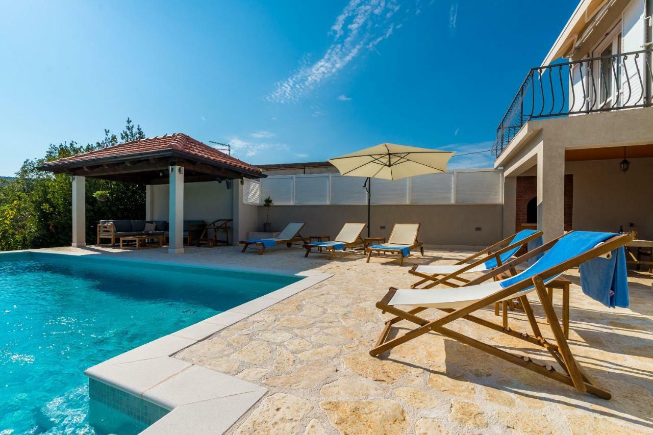 Villa Doli - Lovely Holiday Home With Private Pool Екстериор снимка