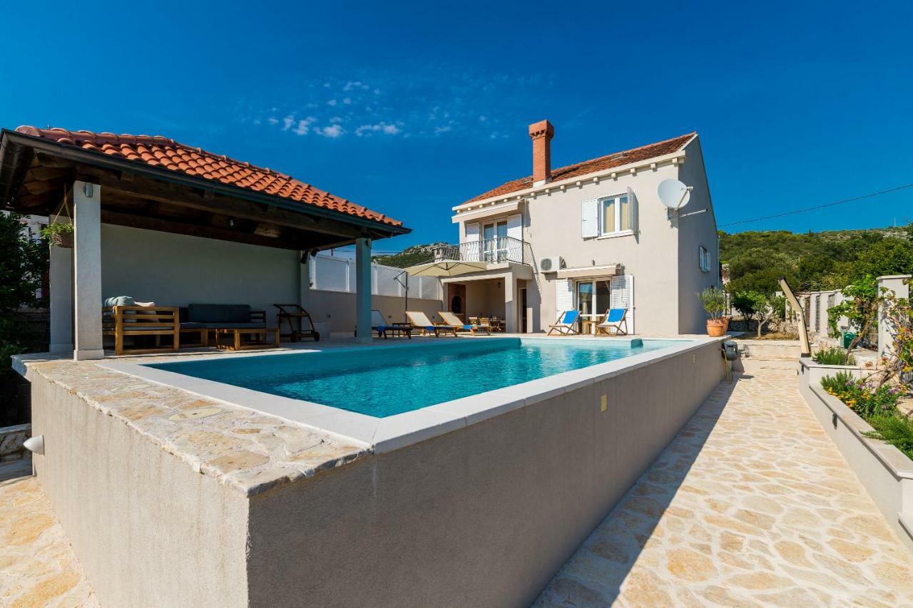 Villa Doli - Lovely Holiday Home With Private Pool Екстериор снимка