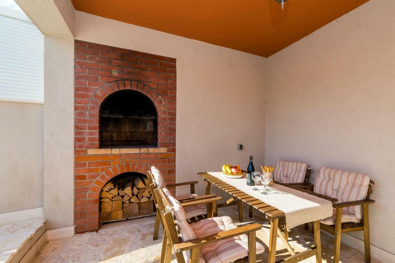 Villa Doli - Lovely Holiday Home With Private Pool Екстериор снимка