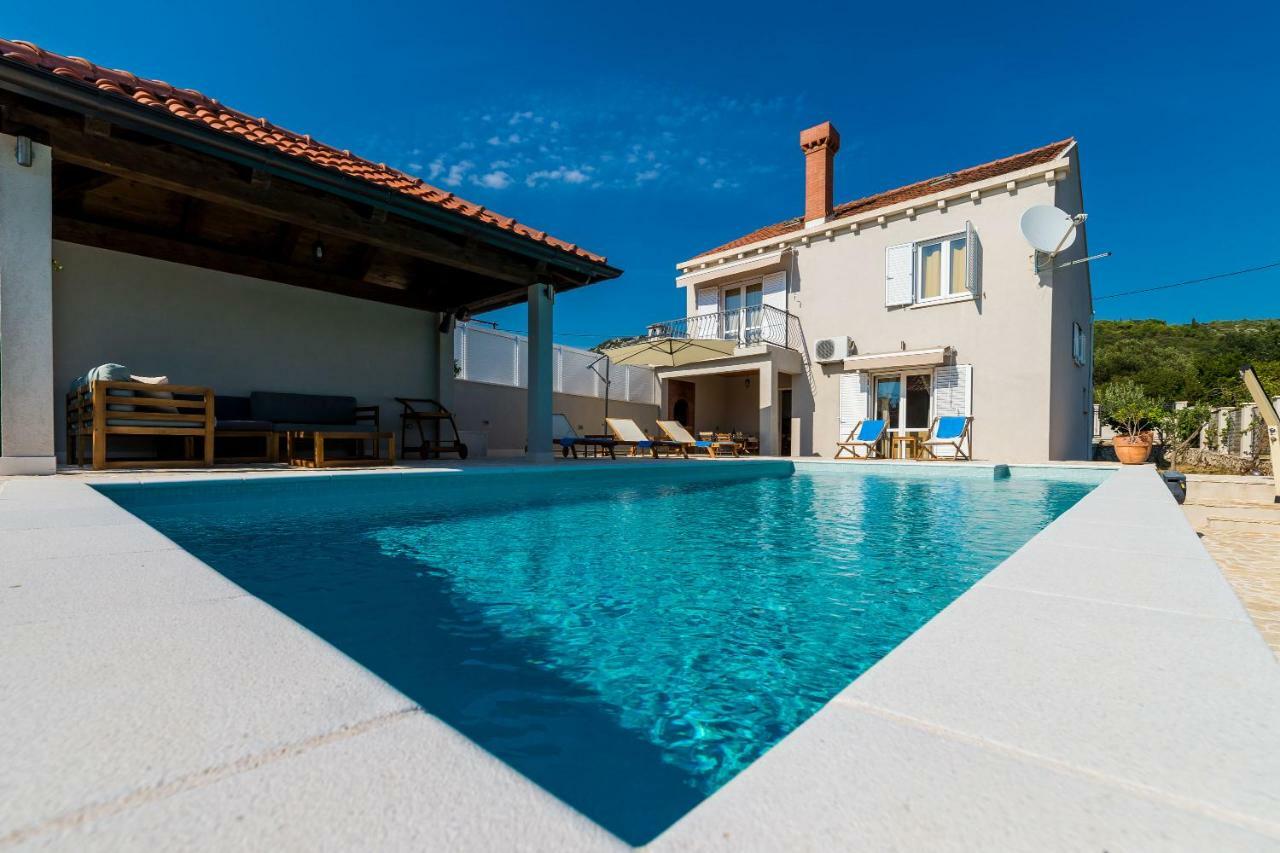 Villa Doli - Lovely Holiday Home With Private Pool Екстериор снимка