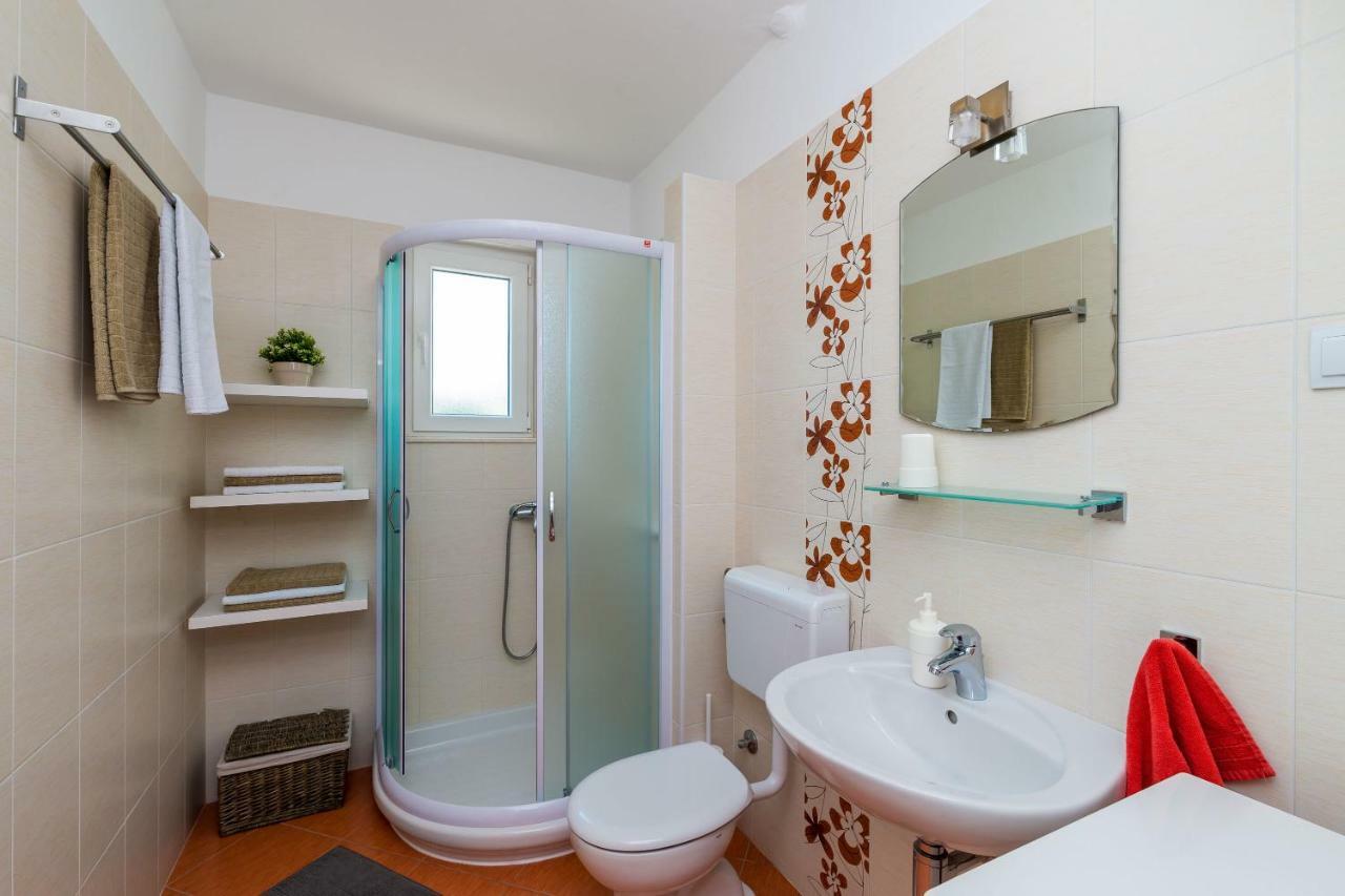 Villa Doli - Lovely Holiday Home With Private Pool Екстериор снимка